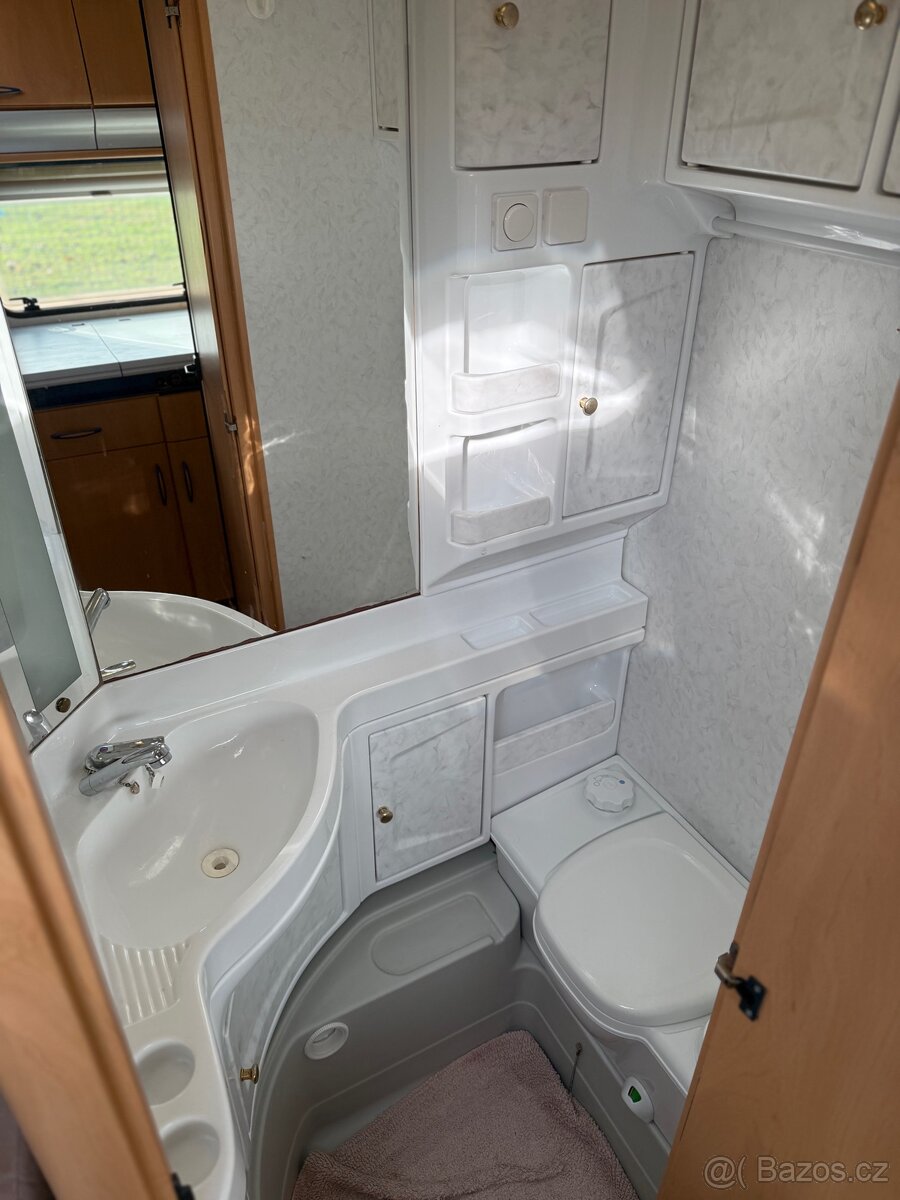 Karavan Hobby De Luxe 440 - 15