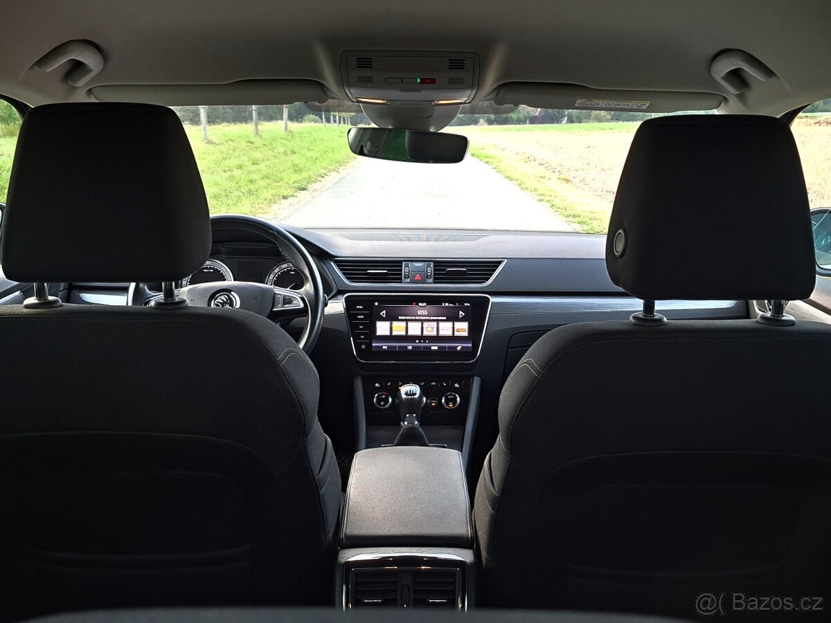 ŠKODA Superb 3 facelift Style 2.0Tdi 110kW manuál - 15