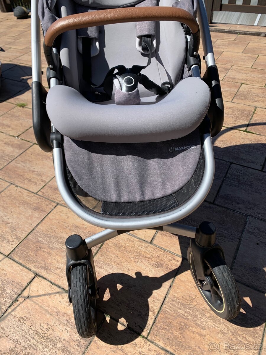 Kočárek Maxi-Cosi Nova 4 Nomad grey - 15