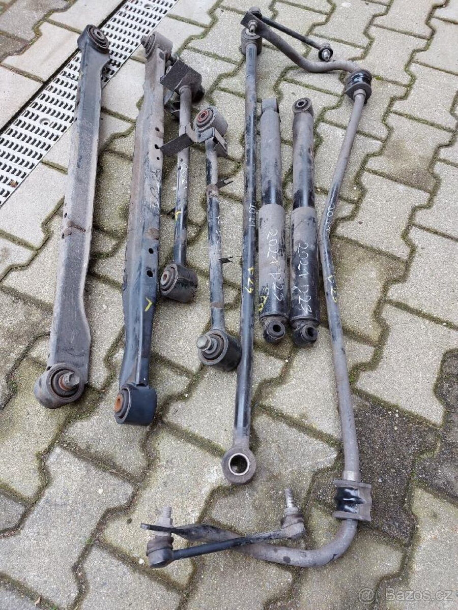 Poloosa,brzdič,těhlice Nissan Navara/Nissan Pathfinder - 15