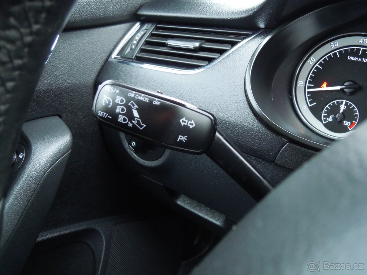Škoda Octavia, 1.4TSi STYLE - FULLED - 15
