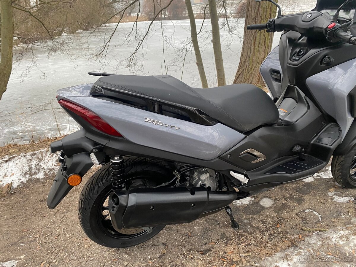Yamaha Tricity 300 - 15