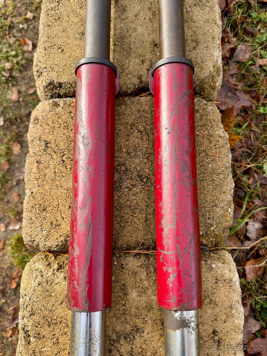 CZ 125 175 250 kývačka - přední tlumiče - 15