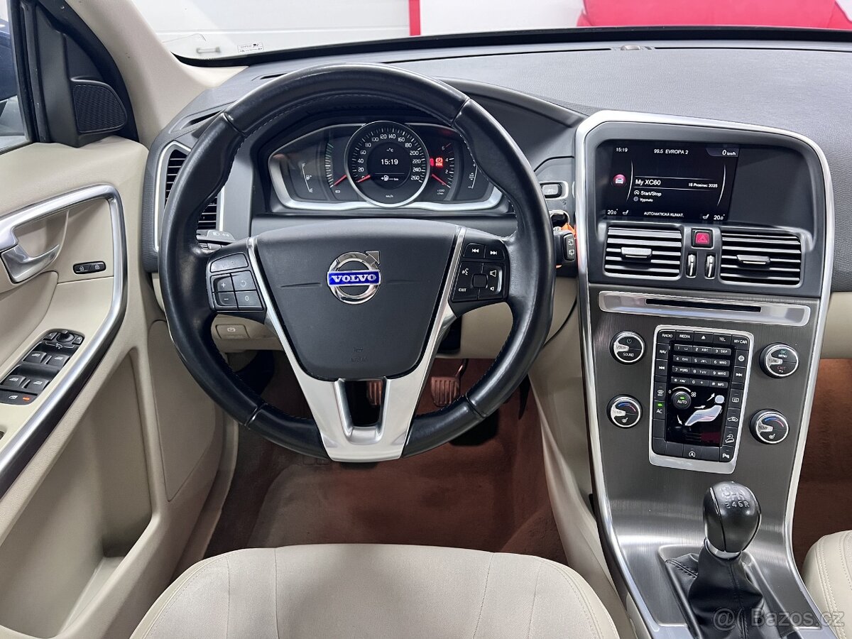 Volvo XC60 2.4 D4 133 kW 4x4 Manuál, 2014, Výhřev čel.skla - 15