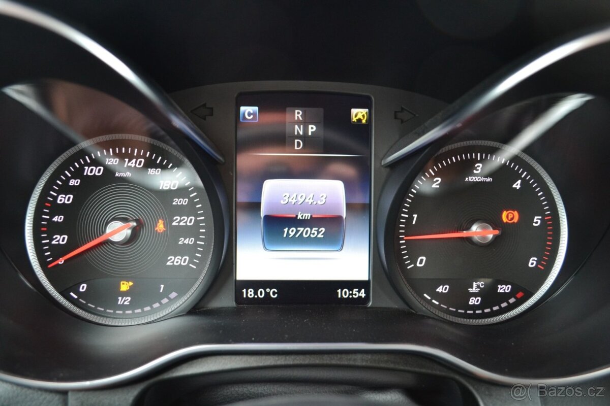 Mercedes-Benz GLC 350D 4Matic AMG paket LED - 15