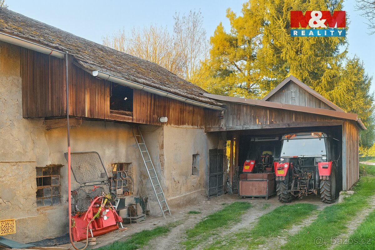 Prodej ideální 1/2 souboru pozemků ve Svijanském Újezdu - 15