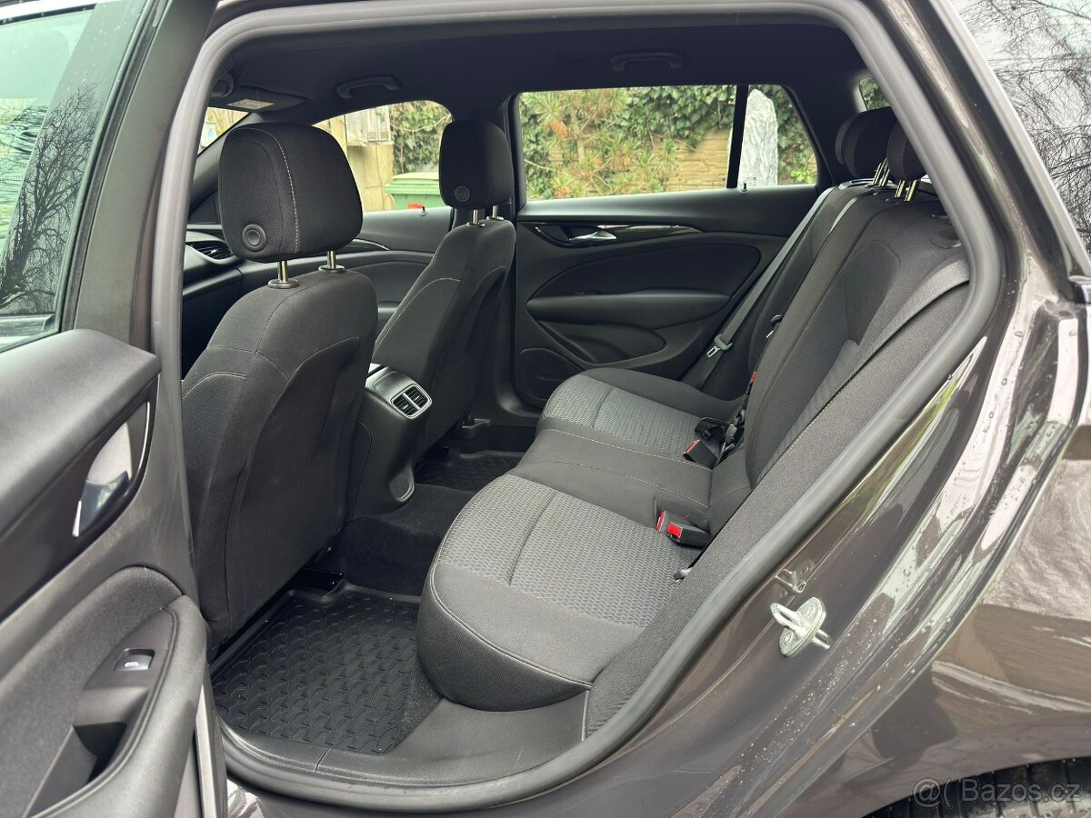 Opel Insignia 2.0Cdti 1.MAJITEL ČR DPH AUTOMAT - 15
