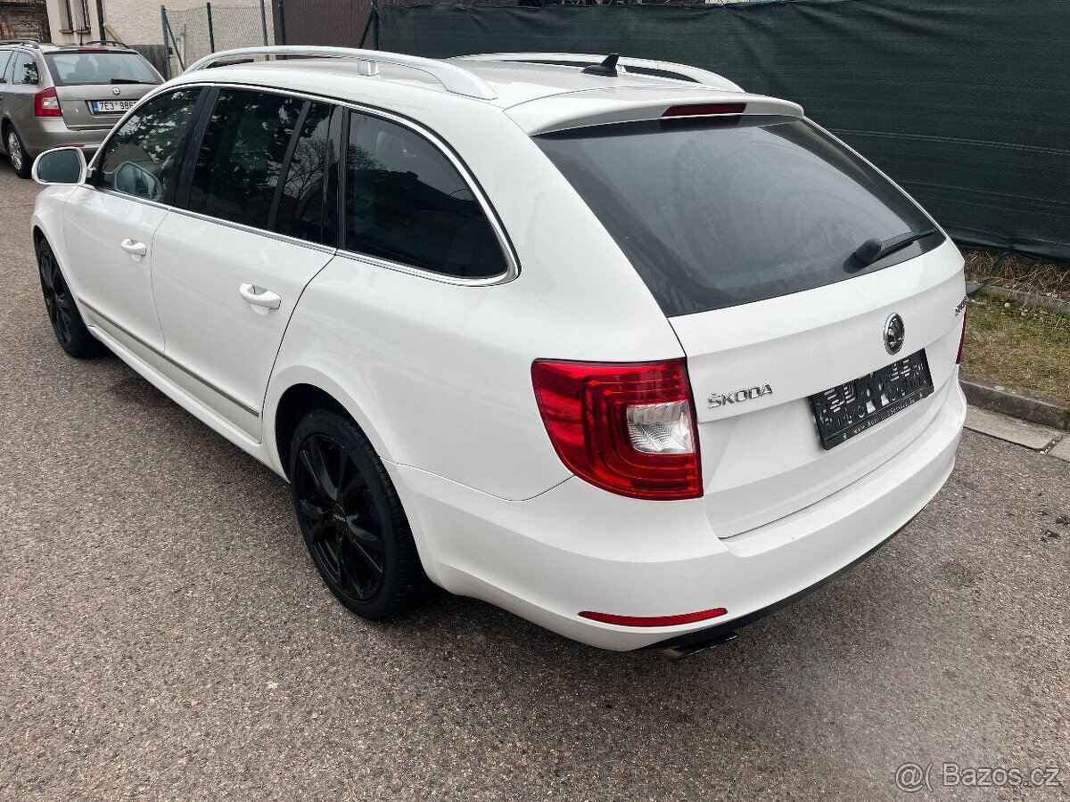 Škoda Superb 2 facelift 2014 125kW DSG Elegance - 15