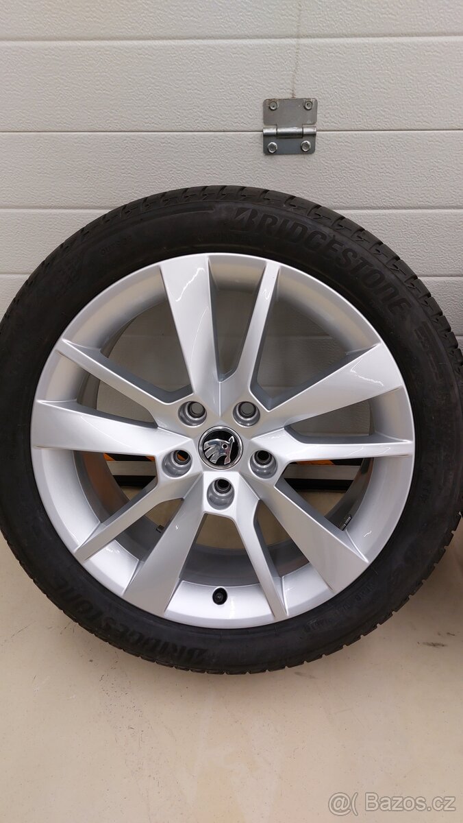Alu kola 5x112 r17 originál TRIUS Škoda Octavia III Facelift - 15