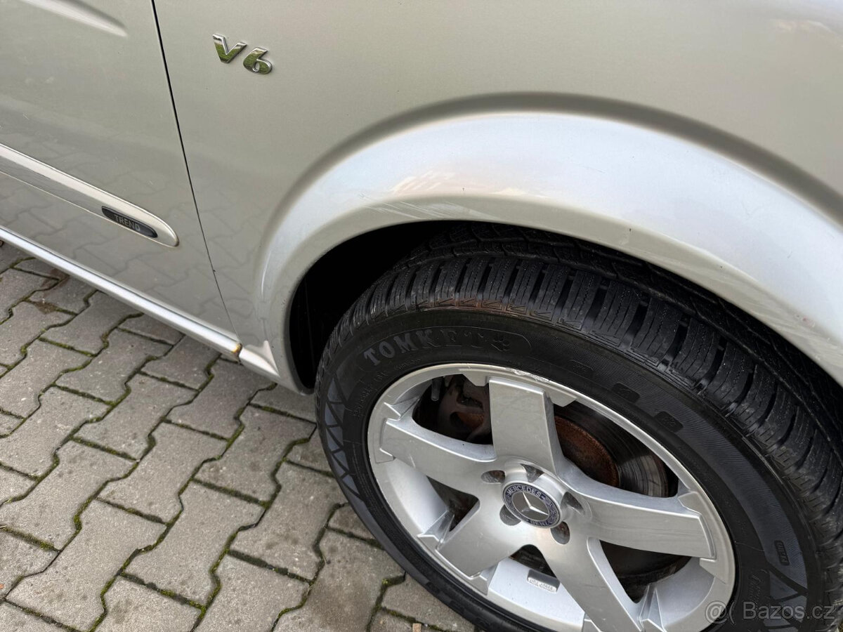 Mercedes-Benz Viano 3.0 CDI Long, V6, r. v. 2010 – 8 míst - 15