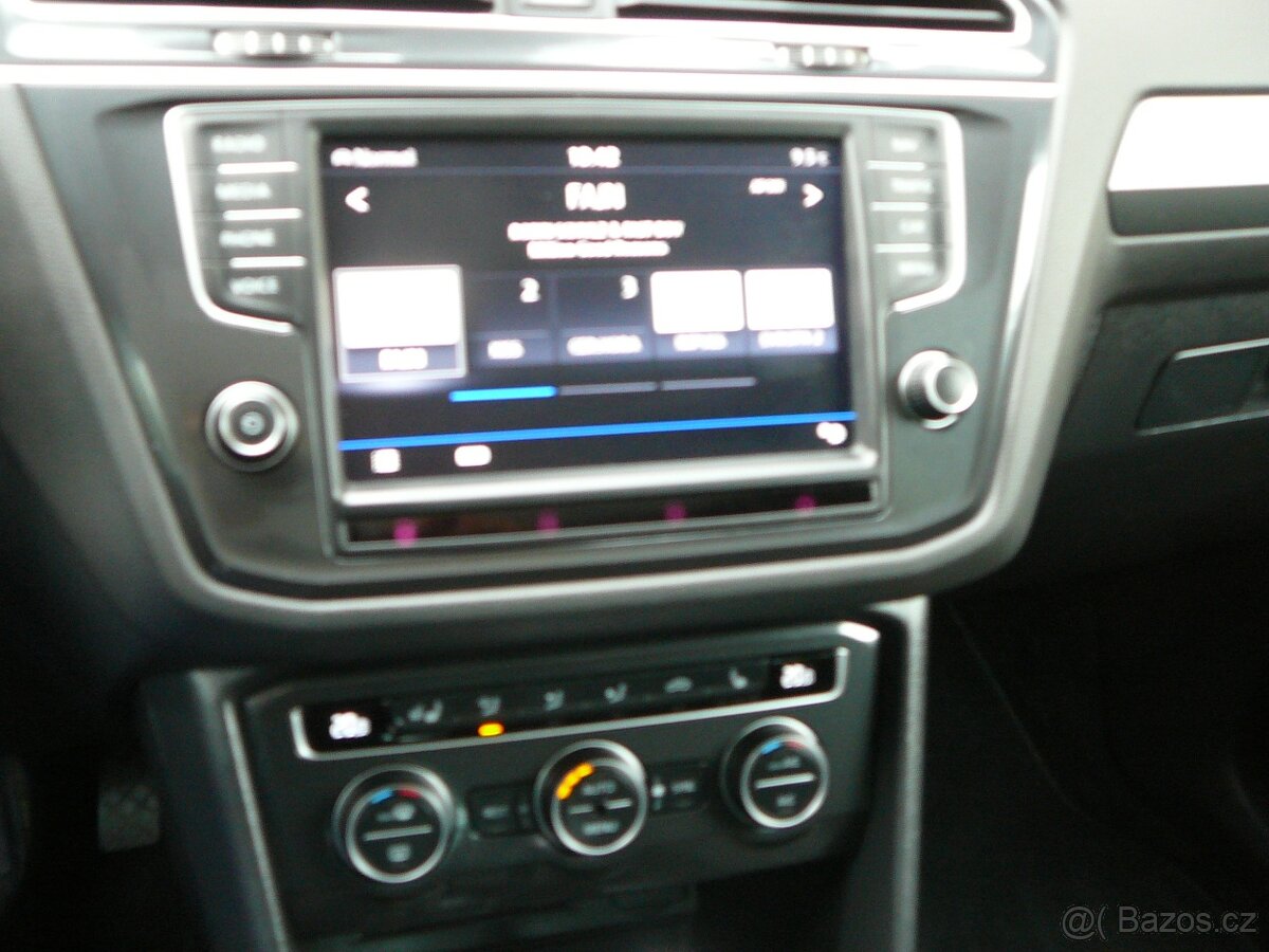 VW TIGUAN 2.0 TSI 132KW 4x4 DSG+F1 PANORAM FULLLED NAVI ACC - 15