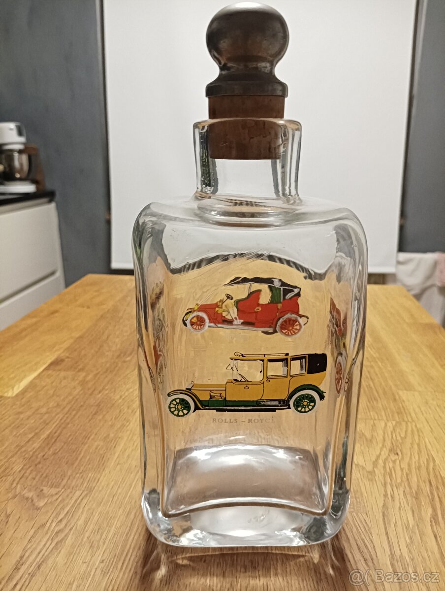 SILNOSTĚNNÁ SKLENĚNÁ LÁHEV DEKOROVANÁ VETERÁNY - 15