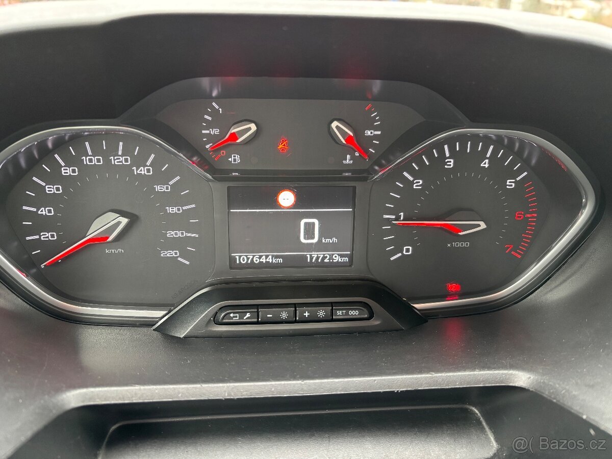 Peugeot Rifter 1.5 HDi 96kw GT line MAXI 1.Majitel - 15