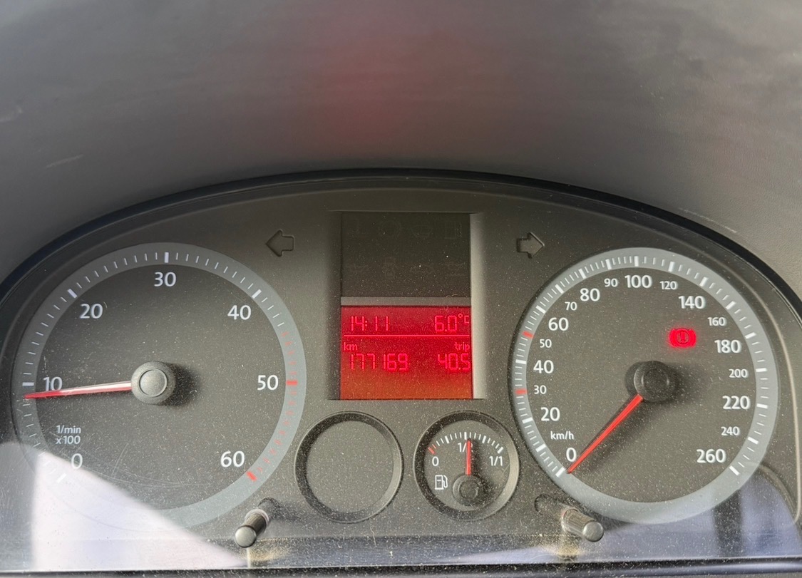 VW Caddy 2.0 SDI, 51kW, ČR naj. 177 tis km - 15