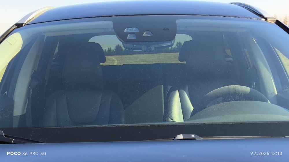 Volvo XC60 2.4 5VÁLEC 4X4 MANUÁL LED FACE - 15