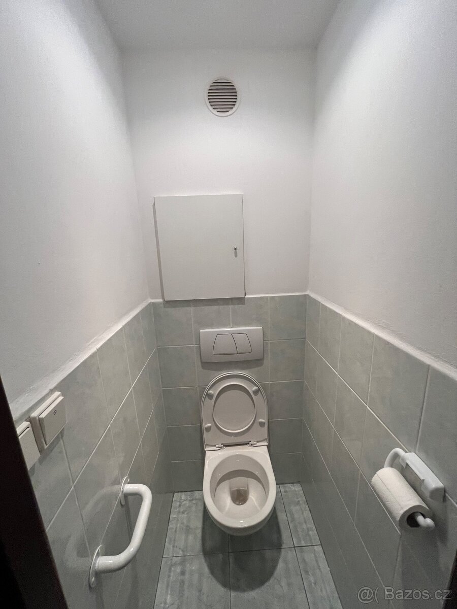 Pronájem 3+1, 80m2, 11 patro, Slezske - 15