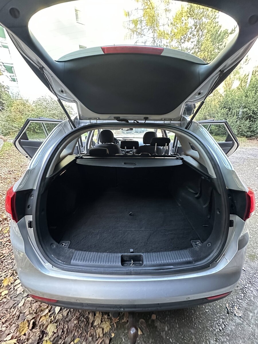 Kia Ceed SW 1.6GDI 99kw nové z ČR - 15