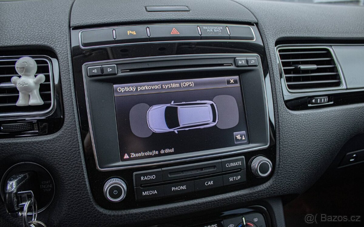 VW Touareg II 3.0 V6 TDI BMT 4MOTION Mountain - 15