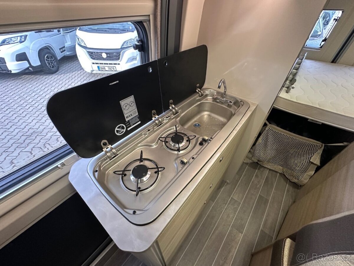 Forster 599 HB Zvedací střecha 2025 - 15