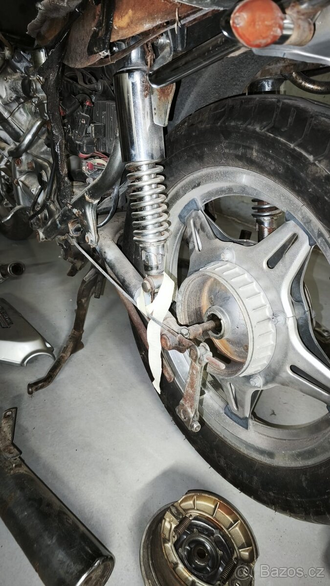 Honda CX500 – ideální základ pro přestavbu nebo renovaci - 15