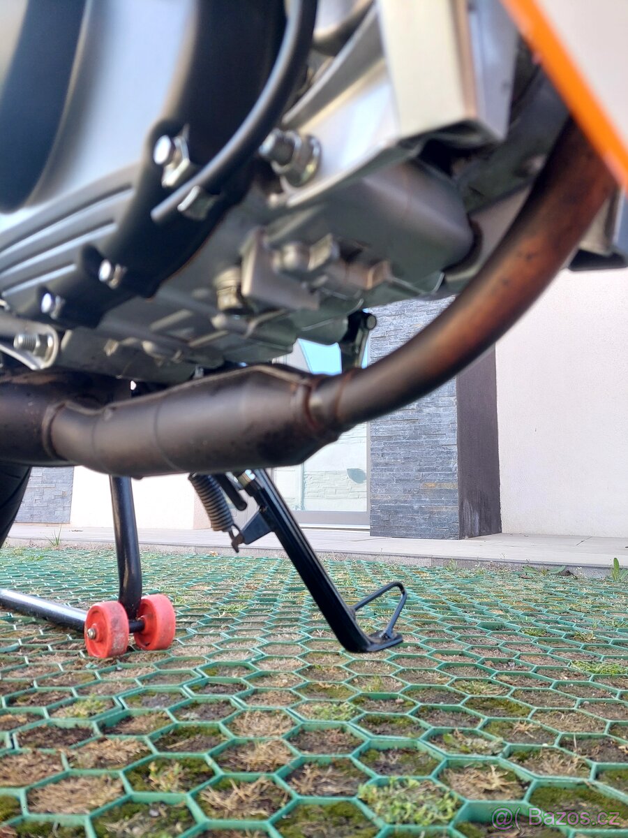 Honda cbr 125 repsol - 15