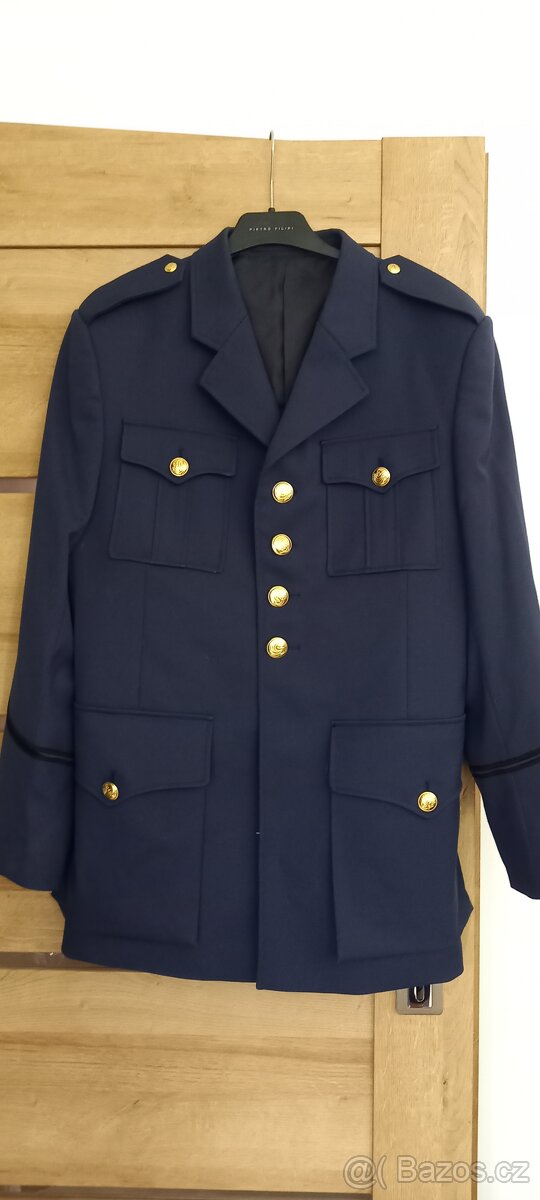 uniformy Hradní stráže - 15