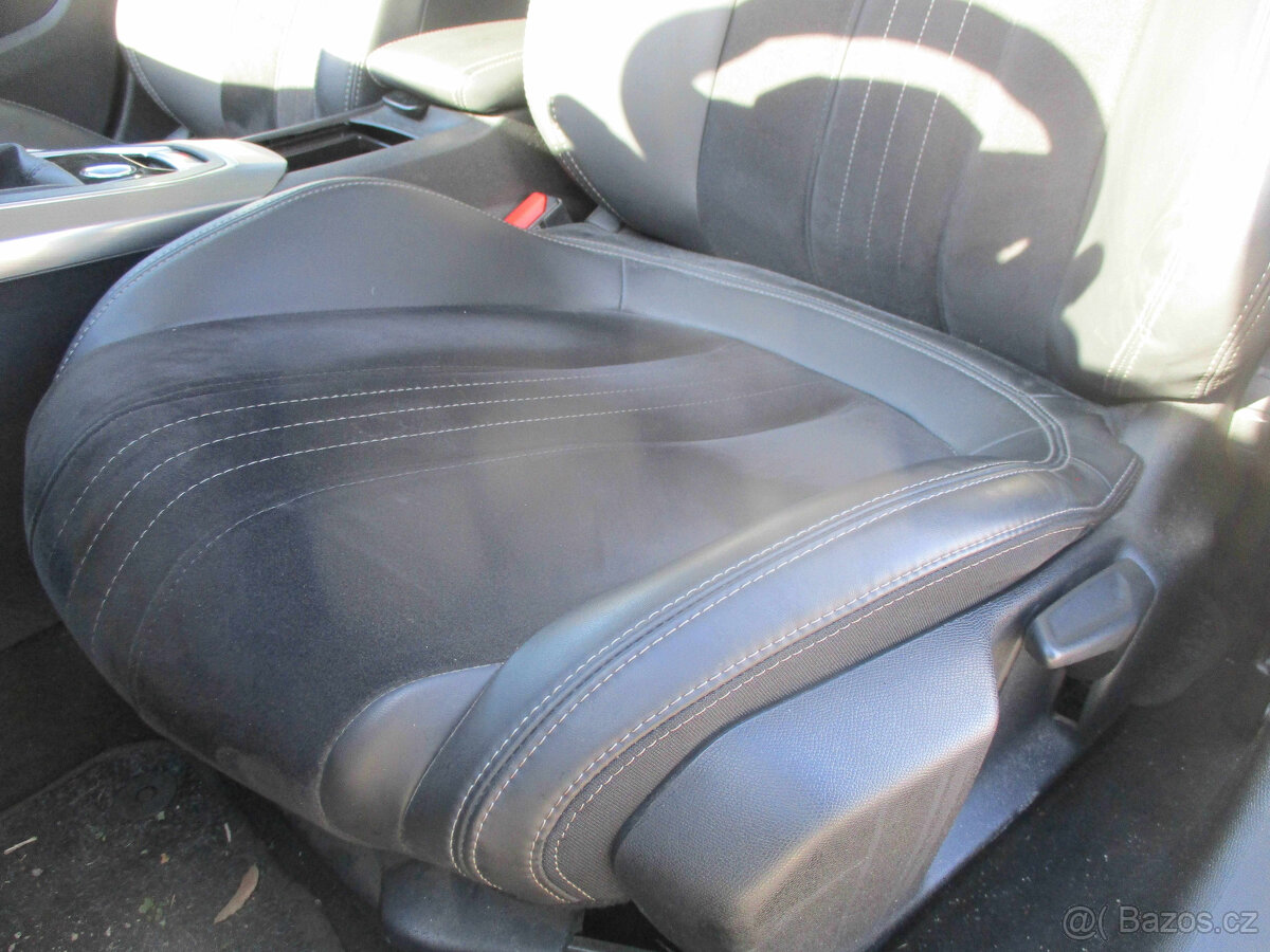 PEUGEOT 308 1,6HDi 88kw Allure EURO6 bez koroze 2017 - 15