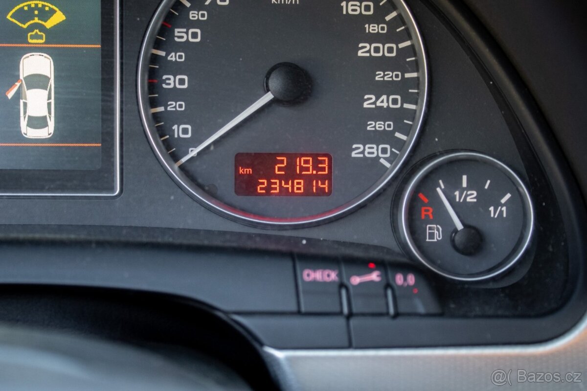 Audi S4 Avant 4.2 / V8 / 253kW / M6 / QUATTRO / 2004 - 15