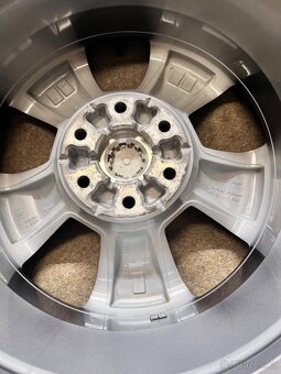 6x139.7 R20 Dodge RAM 1500 5.generace + senzor - TOP - 15