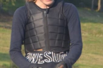 Prodám bezpečnostní vestu Racesafe - 15