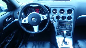 Alfa Romeo 159 2.4JTDm SW Q-tronic 185 tis km - 15