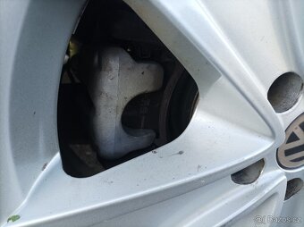 Volkswagen Passat B6 Variant 2.0 TDI 103kW bez DPF - 15