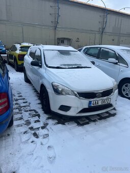 Kia ceed 1.6crdi 85kw 2011 - 15