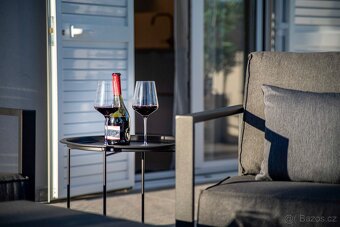 Moderní apartmány u moře, Rogoznica – prodej. Vzdálenost od - 15