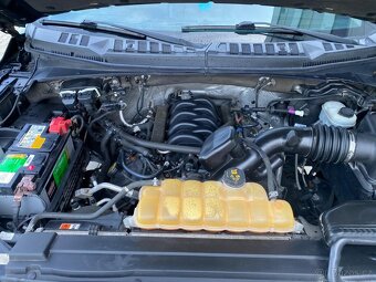 Ford F-150 5.0 V8 XLT - 15