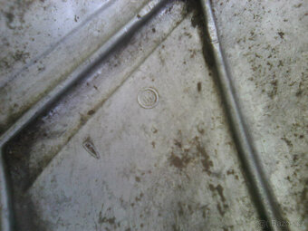 Jawa 250 Pérák František Janeček - ND:nádrž,kryty motoru.... - 15