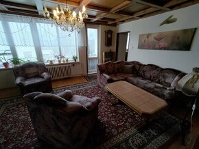 Prodej rodinného domu 4 + 1 v Hradci Králové - Svinarech - 15