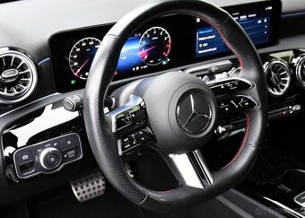 Mercedes-Benz Třídy A 180 ZÁRUKA LED NAV VIRTUAL 1M - 15