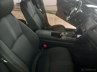 Honda Civic 1.5i VTEC Sport Plus 134 kW Manuál - 15