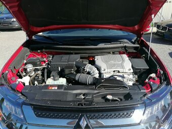 Mitsubishi Outlander 2.4 PHEV,4WD,LED 63 247KM - 15