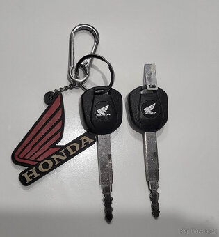 Honda Forza 300, r.v. 2014 - naj. 27 tis. (pův. ČR, 2. maj.) - 15