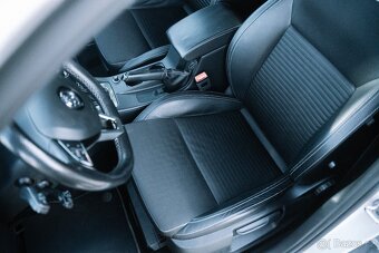 Octavia RS 2.0 TDI – perfektní stav, bohatá výbava, 2x ALU k - 15