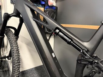 CUBE Stereo Hybrid ONE44 HPC RACE 800 vel.L a XL 2026 NOVÉ - 15