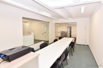 Výrobní a kancelářské prostory, showroom, k pronájmu, areál - 15