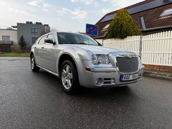 Chrysler 300C 5.7 hemi 250kw - 340PS 4x4 - touring -NOVÝ LAK - 15