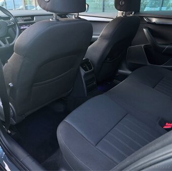 Škoda Octavia III FL Combi 1.6 TDI DSG Style Businessline - 15