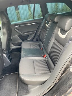 Škoda Octavia Kombi RS 2.0 TDI - 15
