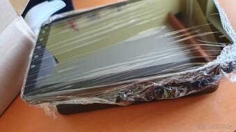 Autorádio Android Vordon HX-101+ Redukce. - 15