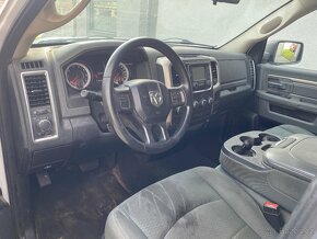 Dodge Ram 5.7 HEMI 4x4 LIFT MODEL 2014 - 15