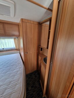 KRÁSNÝ A UDRŽOVANÝ KARAVAN FENDT 510 - 15